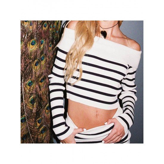  Striped Off The Shoulder Long Sleeve Cropped Tops