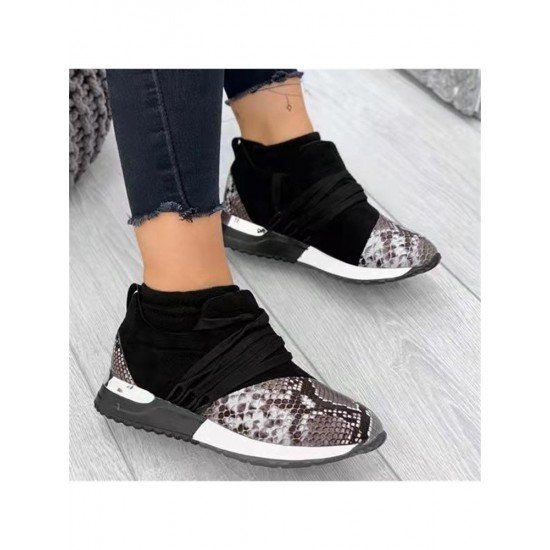 Snake Printed Patchwork Flat Slip On Shoes