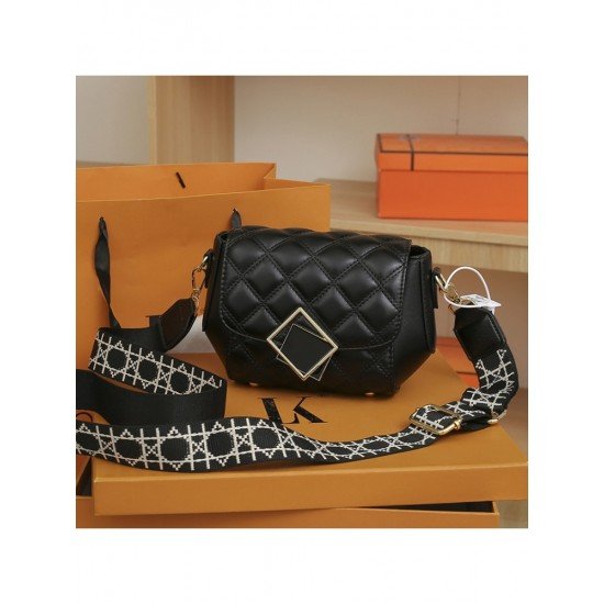 Fashionable Rhombus Lattice Ladies Black Shoulder Bags