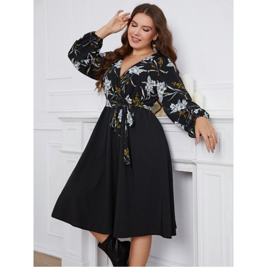 V Neck Black Printed Plus Size Knee Length Dress