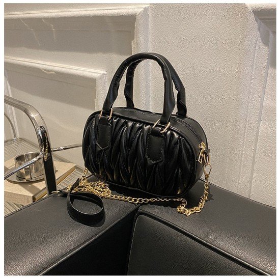 Fashionable Black Chain Shoulder Handbags