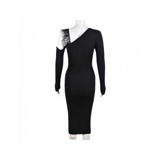 Stylish Black Inclined Shoulder Slit Long Sleeve Dresses