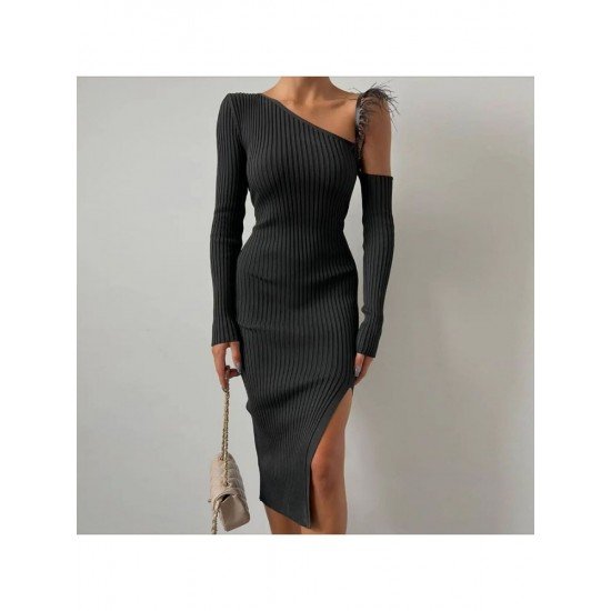 Stylish Black Inclined Shoulder Slit Long Sleeve Dresses